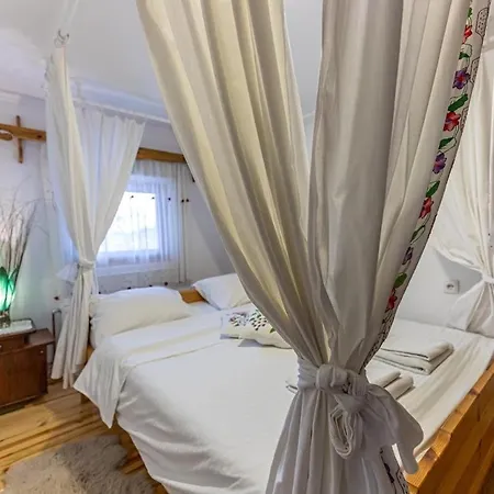 Vakantiehuis Captain's Village Sljivovica (Zlatibor)