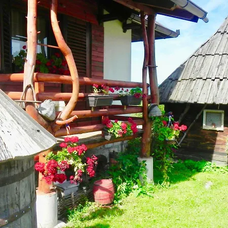 Captain's Village Sljivovica (Zlatibor)